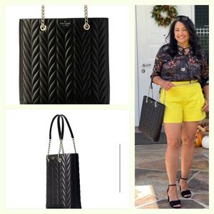 ♠️❤️ Kate Spade Quilted Black Tote with Champagne gold Chain🤩